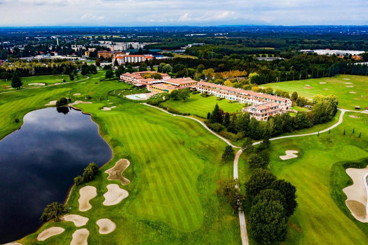 Le Robinie Golf & Resort Solbiate Olona Extérieur photo