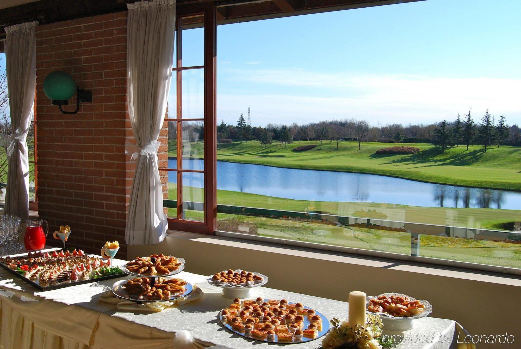 Le Robinie Golf & Resort Solbiate Olona Extérieur photo