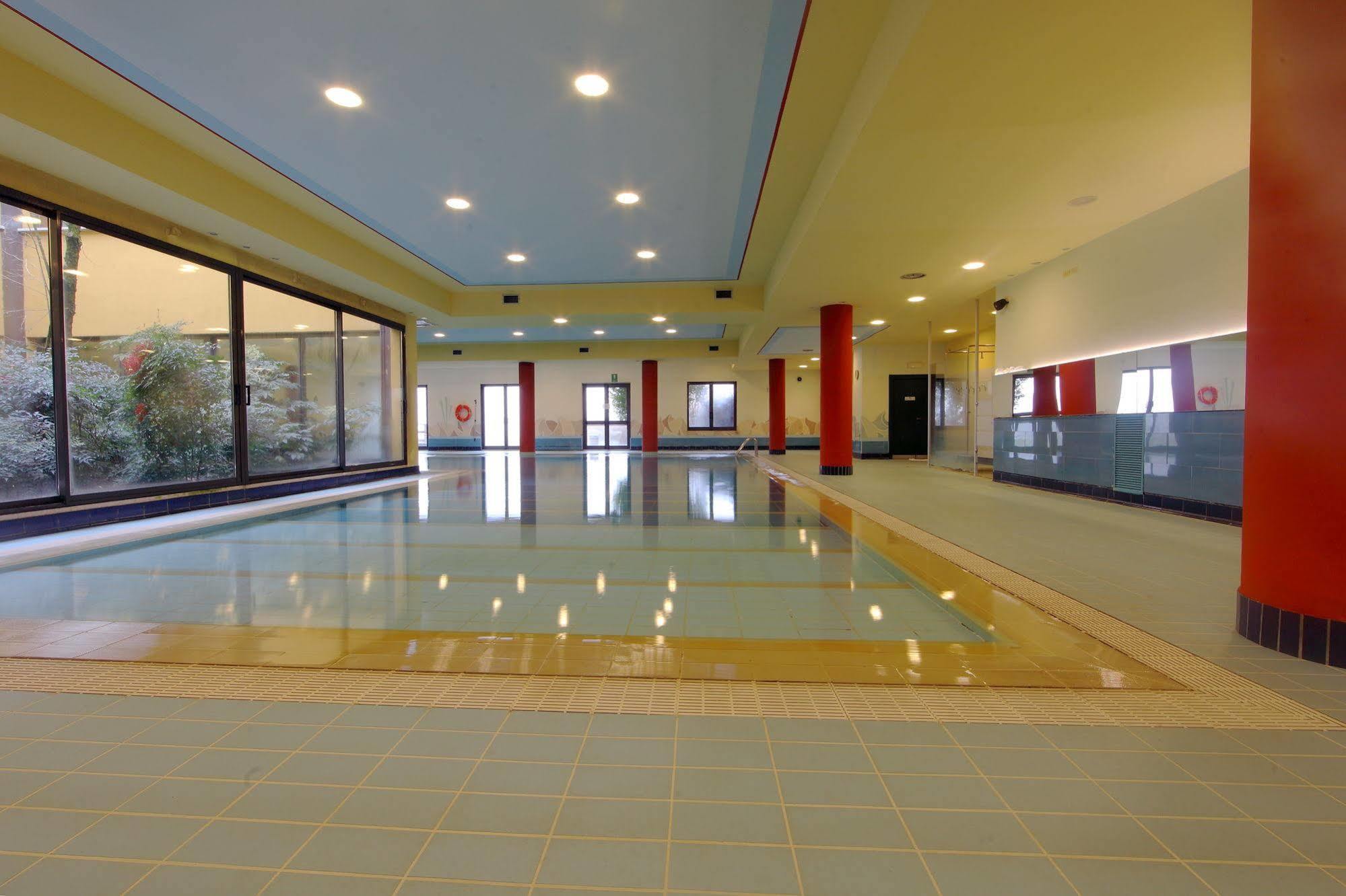 Le Robinie Golf & Resort Solbiate Olona Extérieur photo
