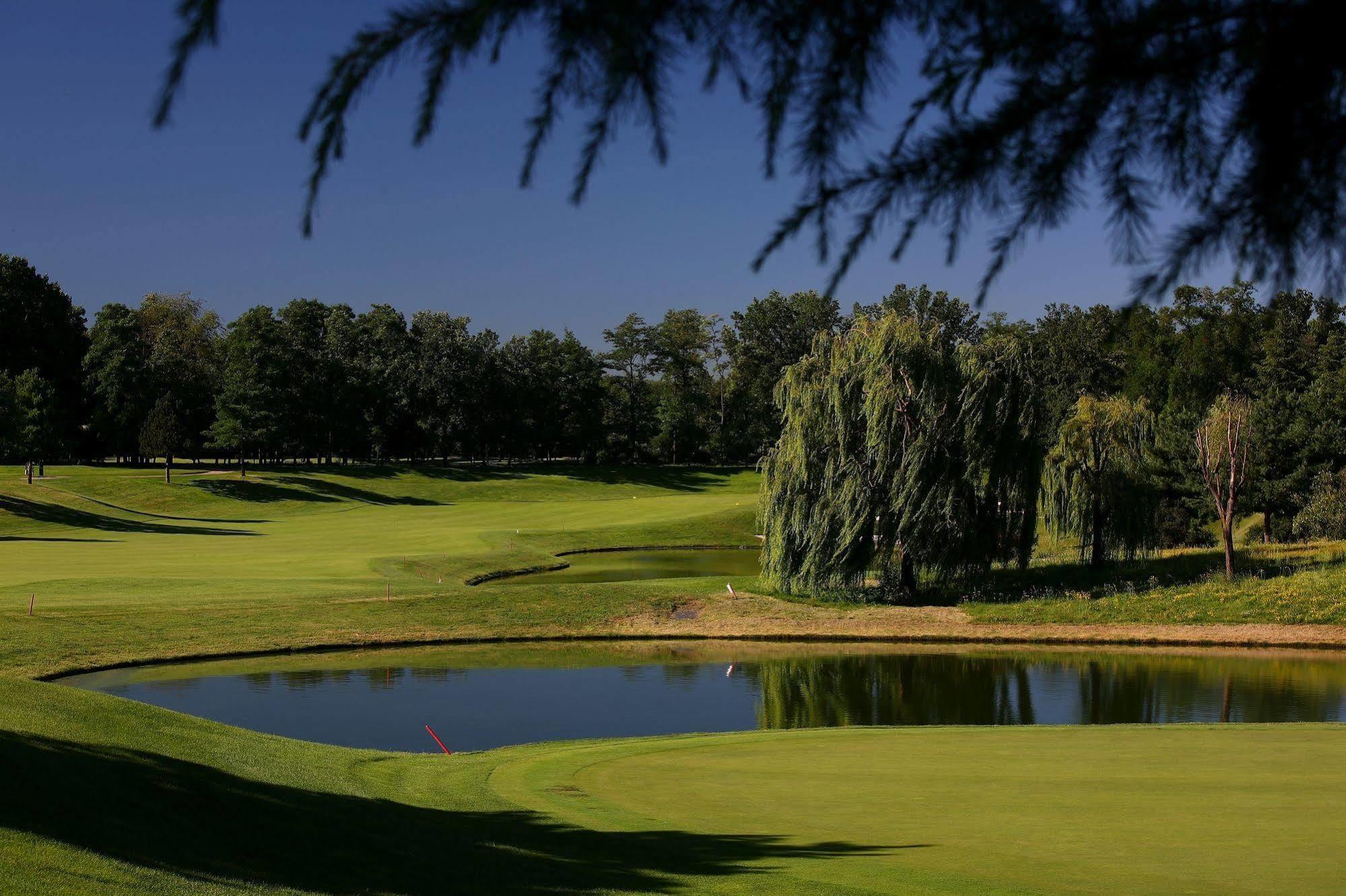 Le Robinie Golf & Resort Solbiate Olona Extérieur photo